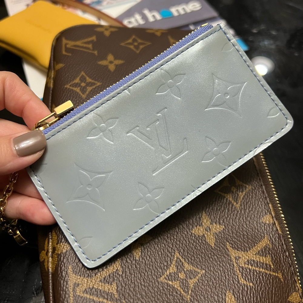 Louis Vuitton Key Cles